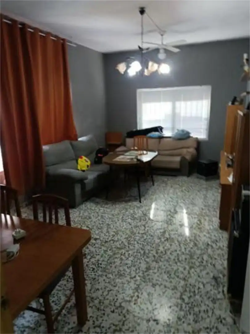 Chalet en barrio - Foto 4