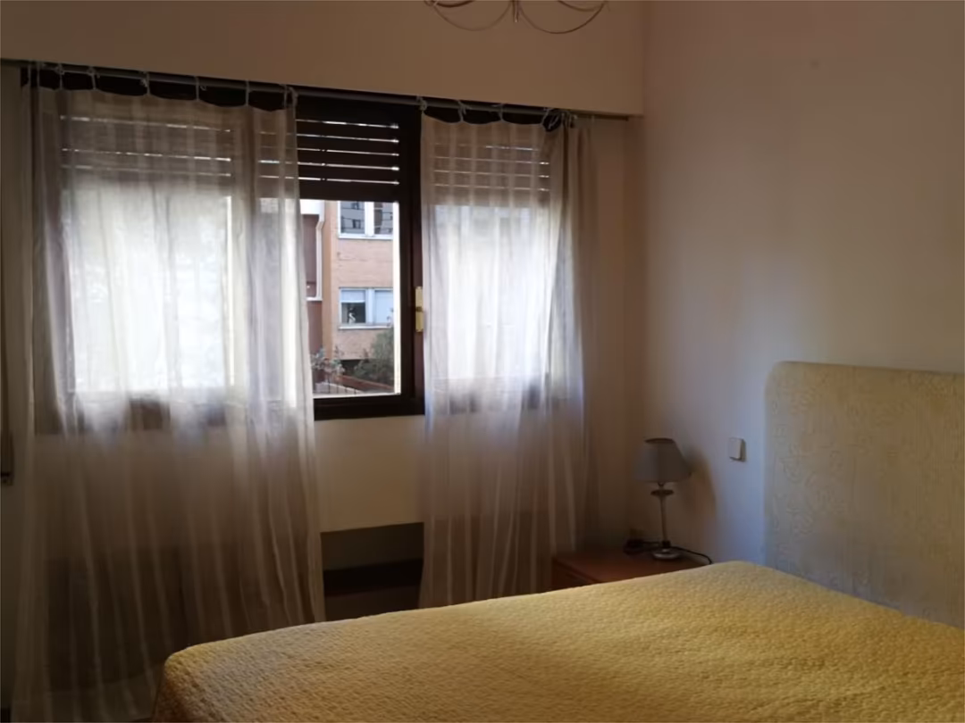 Piso en  Calle de la Infanta Mercedes 92 - Foto 8