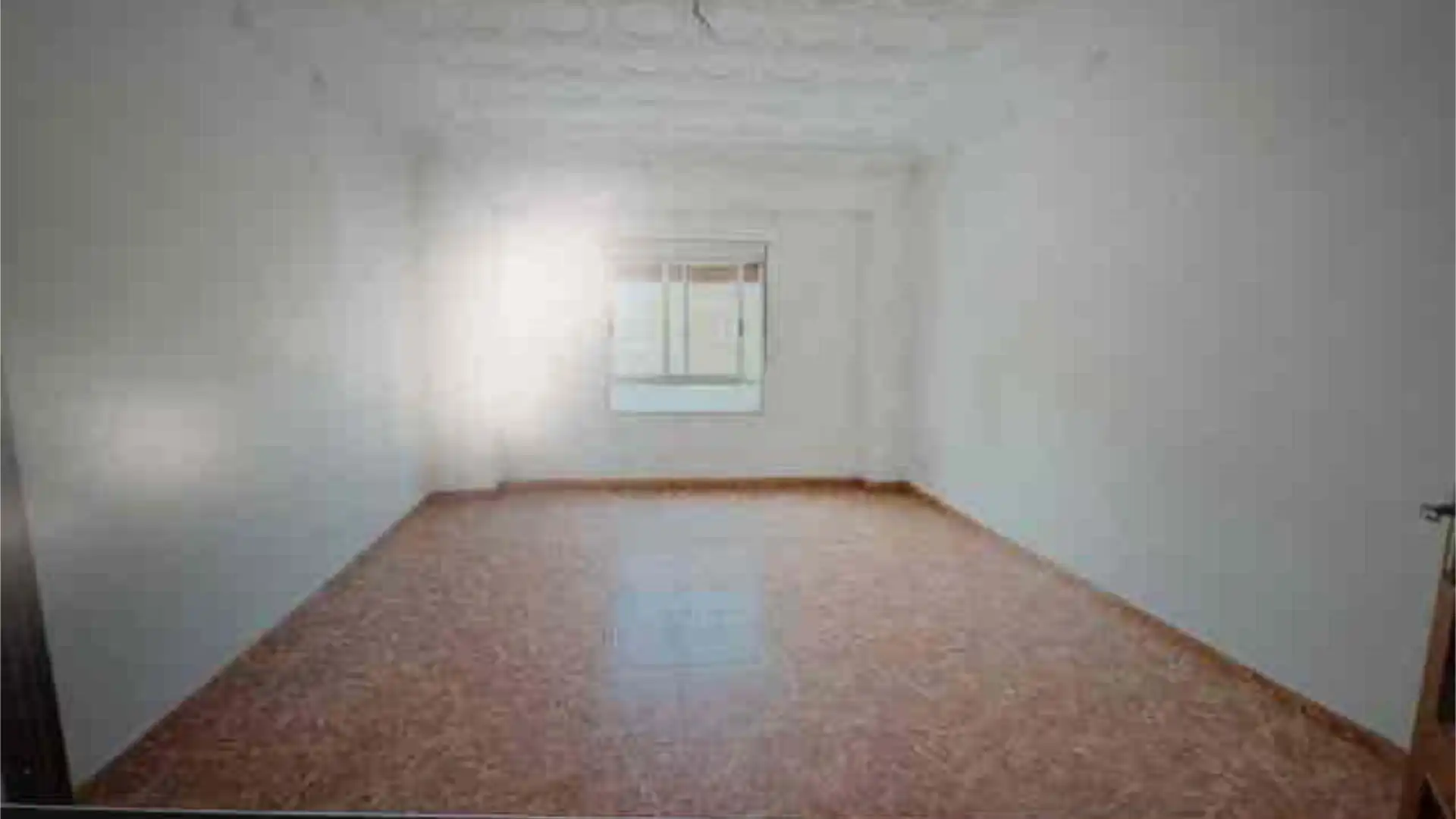 Piso en Avenida del Puerto - Foto 7