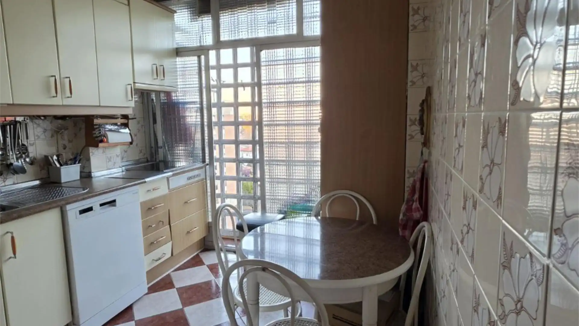 Piso en  Calle de Víctor de la Serna 3 - Foto 17