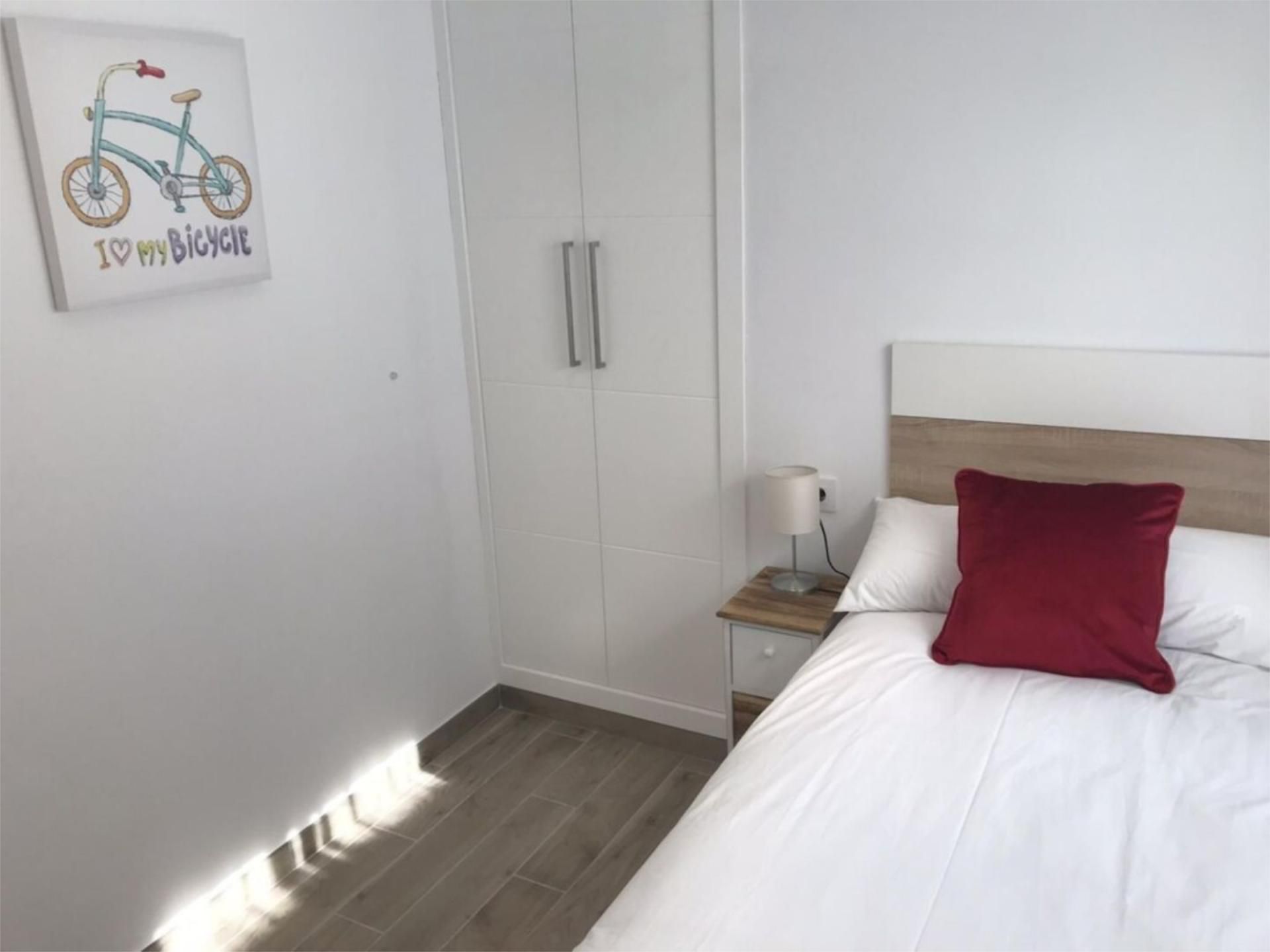 Apartamento en  Calle Abogado Enríquez Barrios 8 - Foto 9