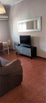 Piso en Reina Mercedes - Foto 1