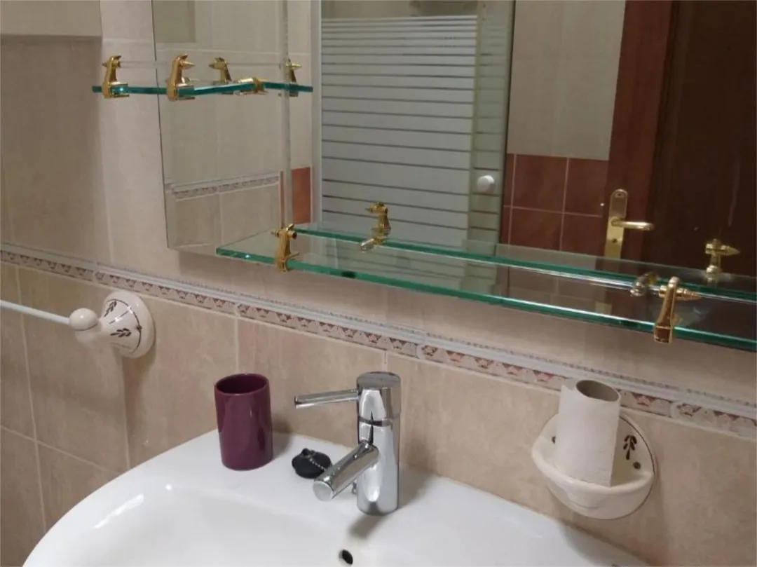 Casa adosada en  Avenida de los Majuelos 64 - Foto 8