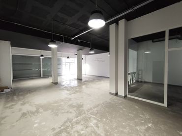Local comercial en  Carrer de Justa Goicoechea 8 - Foto 3