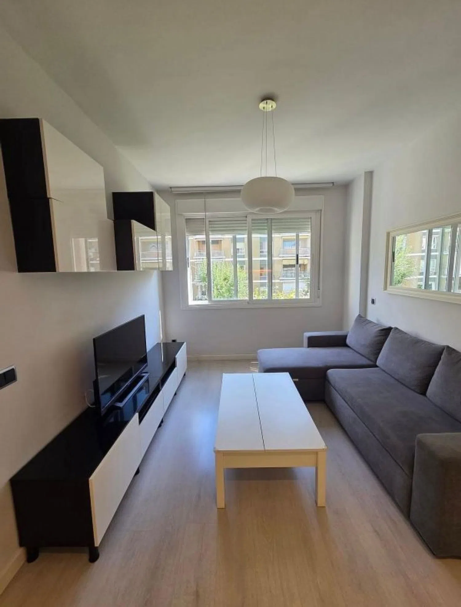 Piso en calle del Profesor Waksman, 10 - Foto 1