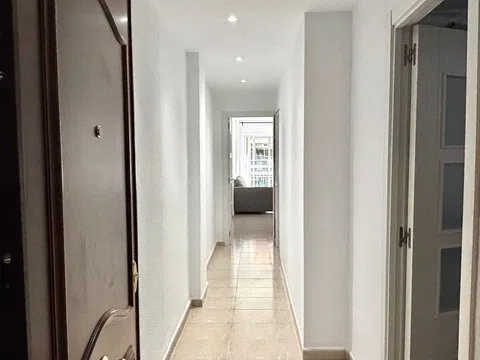 Piso en calle Río Alcarrache, 2