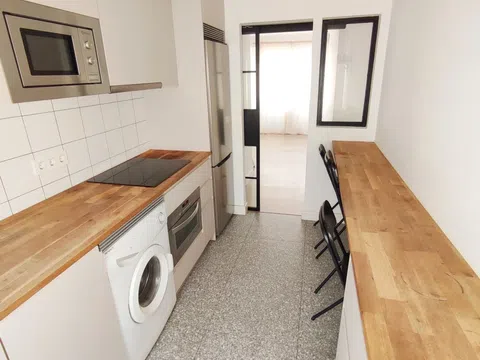 Piso en calle Genoveva Torres Morales, 1
