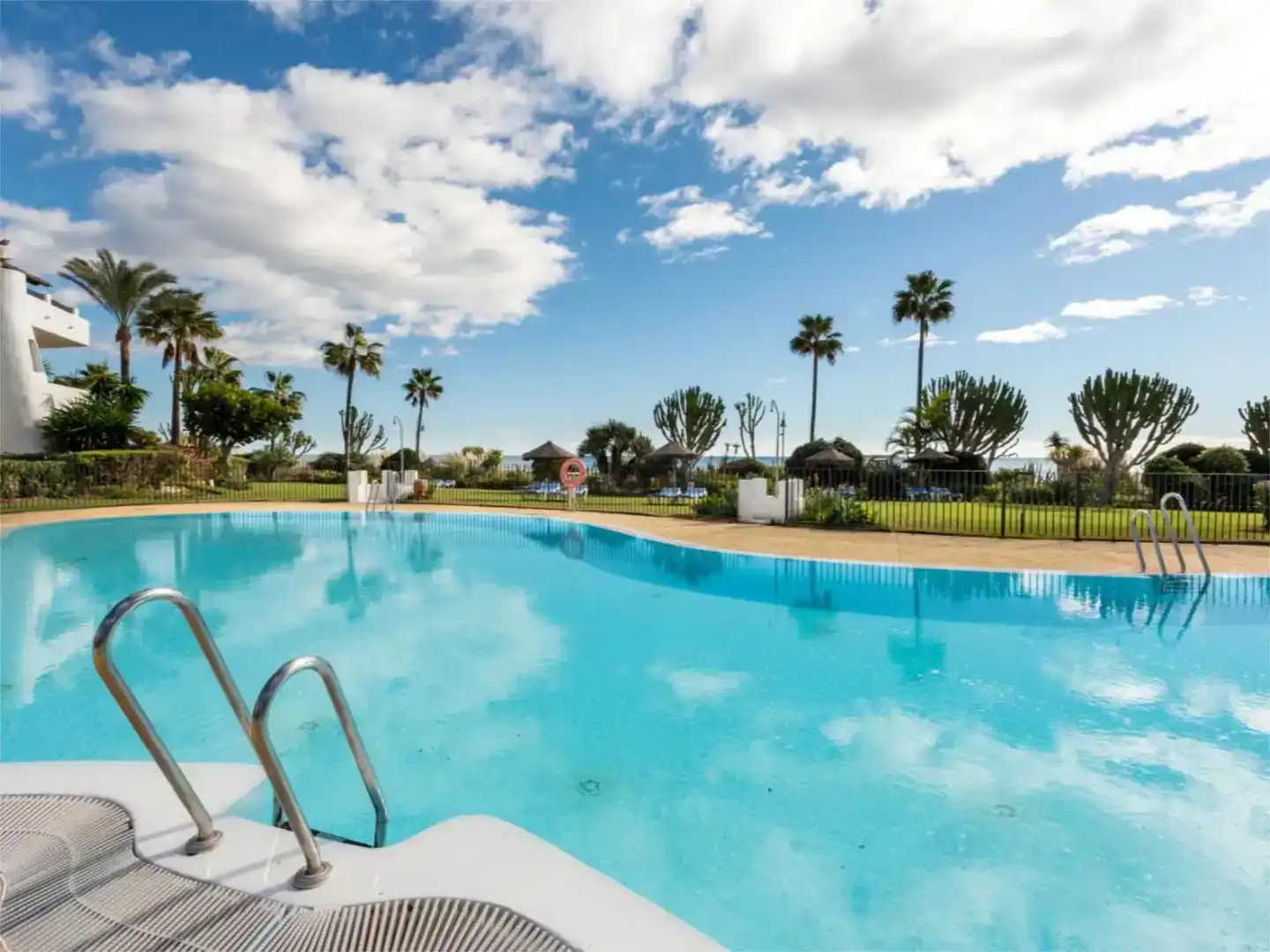 Piso en Estepona - Foto 18