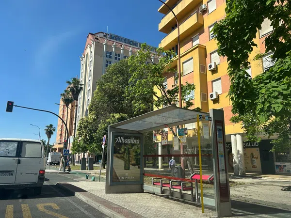 Piso en Avenida de las Ciencias - Foto 4