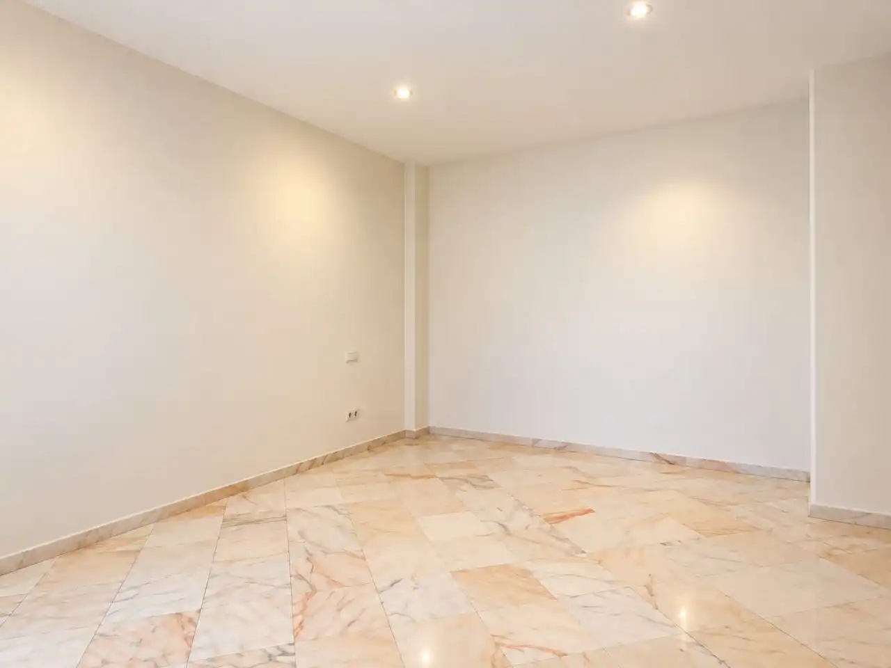 Piso en  Avenida Ricardo Soriano 1 - Foto 17