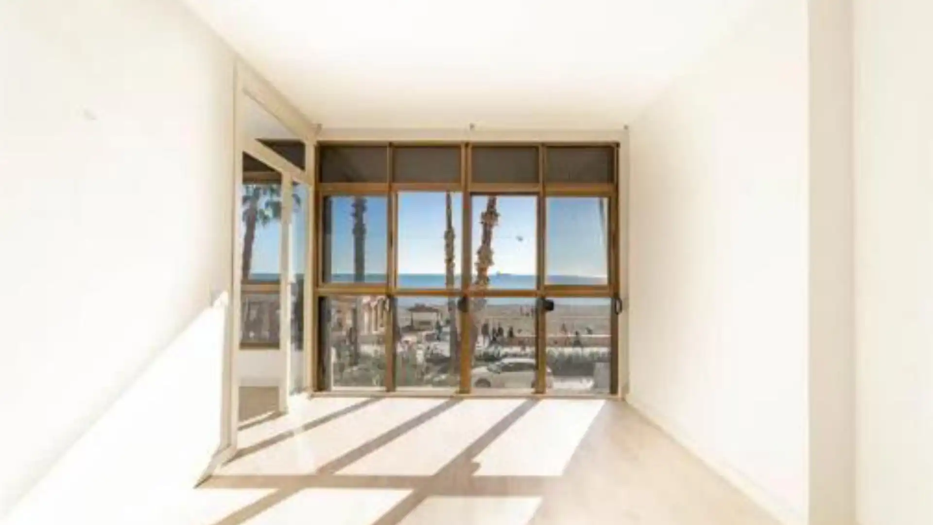 Piso en  Calle Pintor Guerrero del Castillo 2 - Foto 16