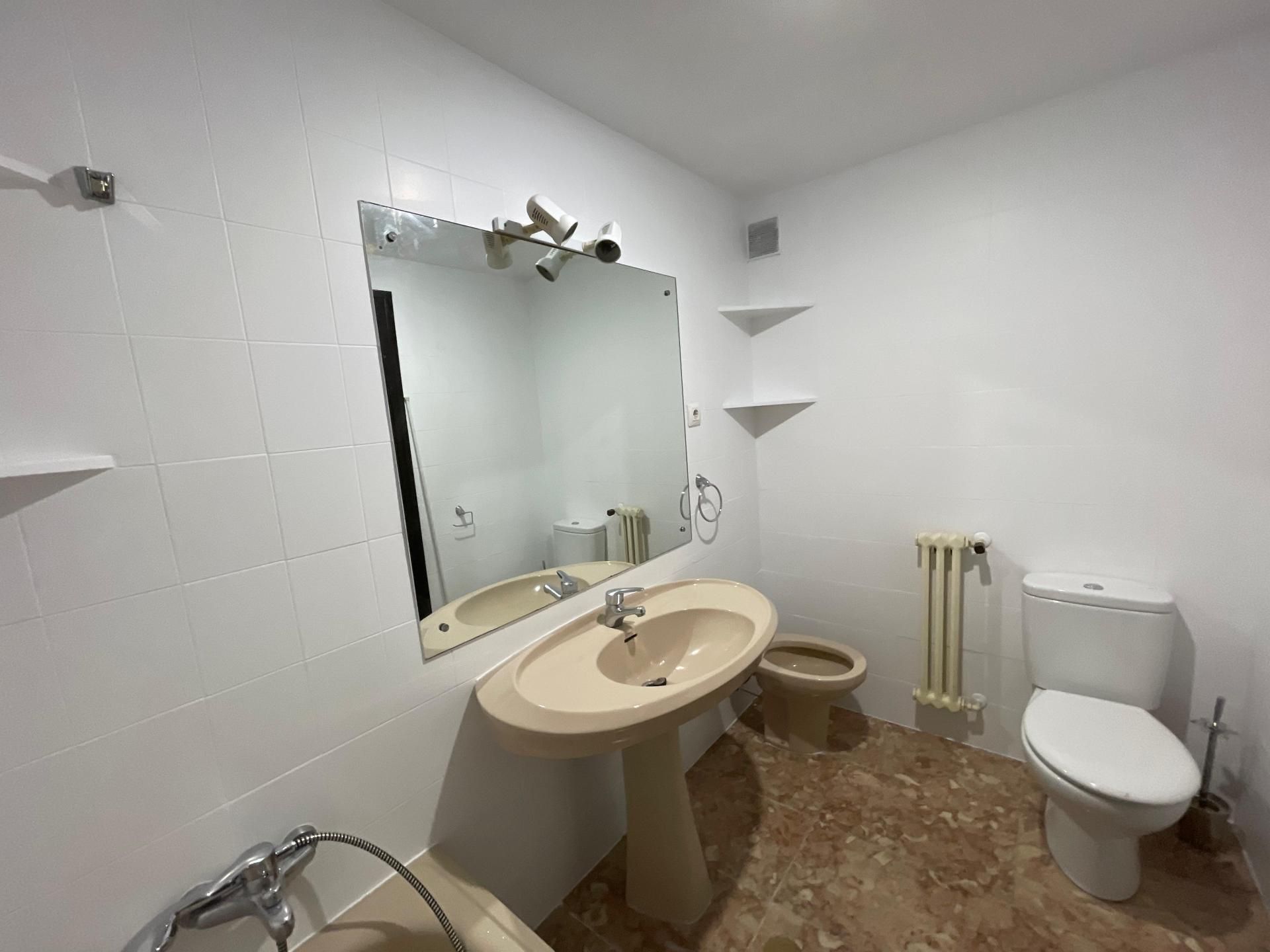 Piso en  Calle Telesforo Cuevas 1 - Foto 30