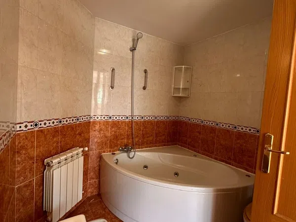 Chalet adosado en Loeches - Foto 8