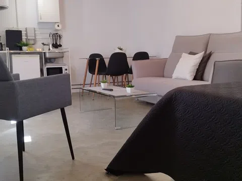 Estudio en plaza de la Corredera, 6 - Foto 11