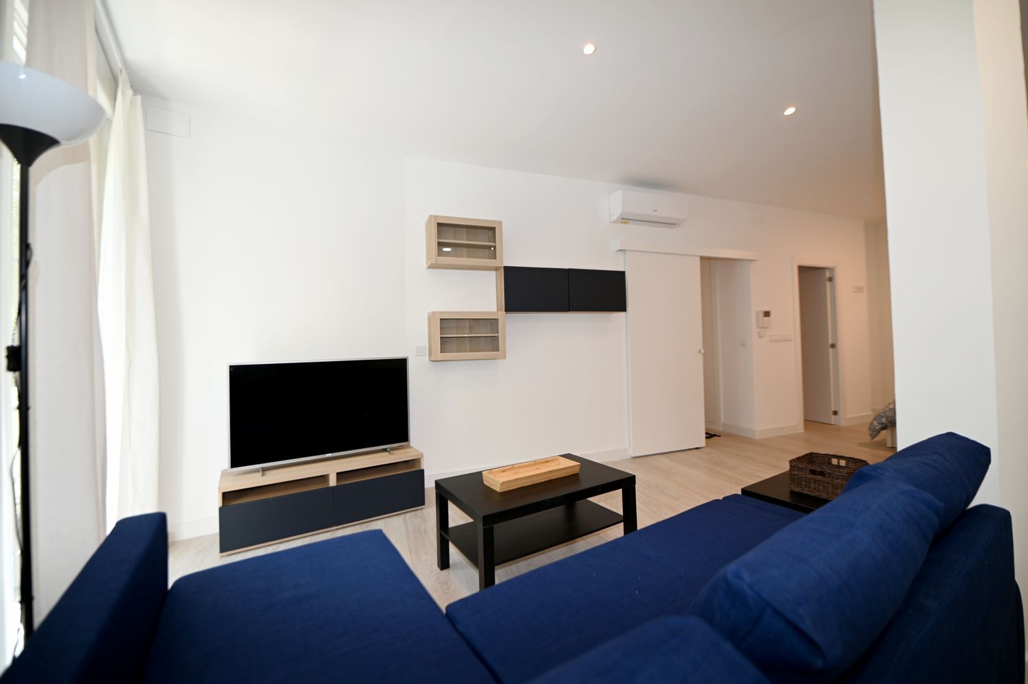 Piso en calle de Víctor de la Serna, 28 - Foto 1