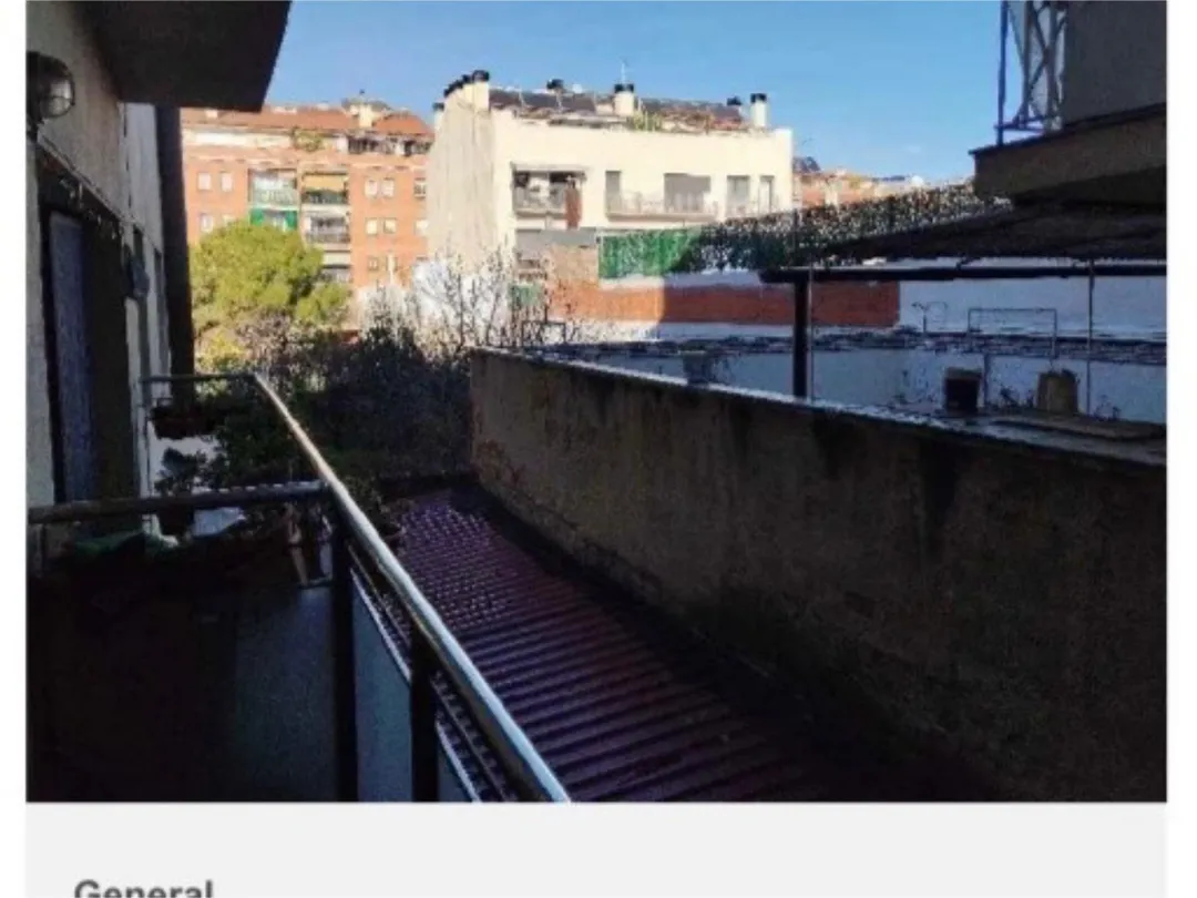 Piso en  Carrer de la Duquessa de la Victòria 19 - Foto 2