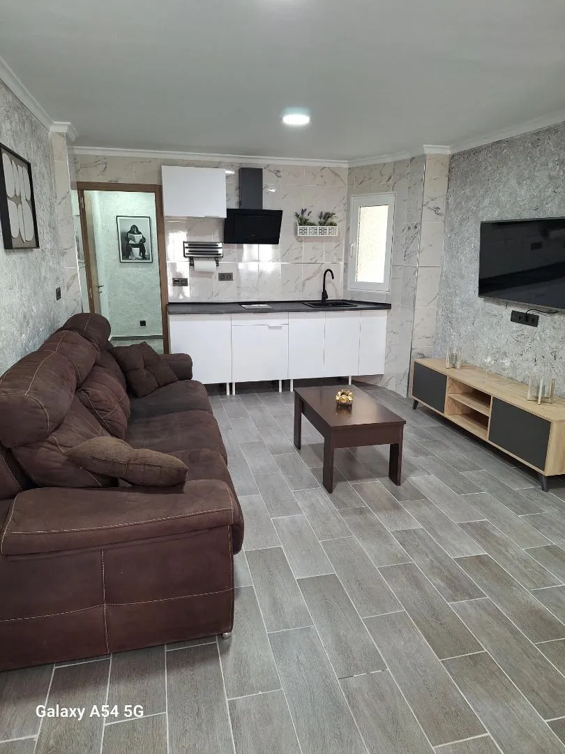 Piso en  Calle Milagros Maestre Esteve 122 - Foto 3