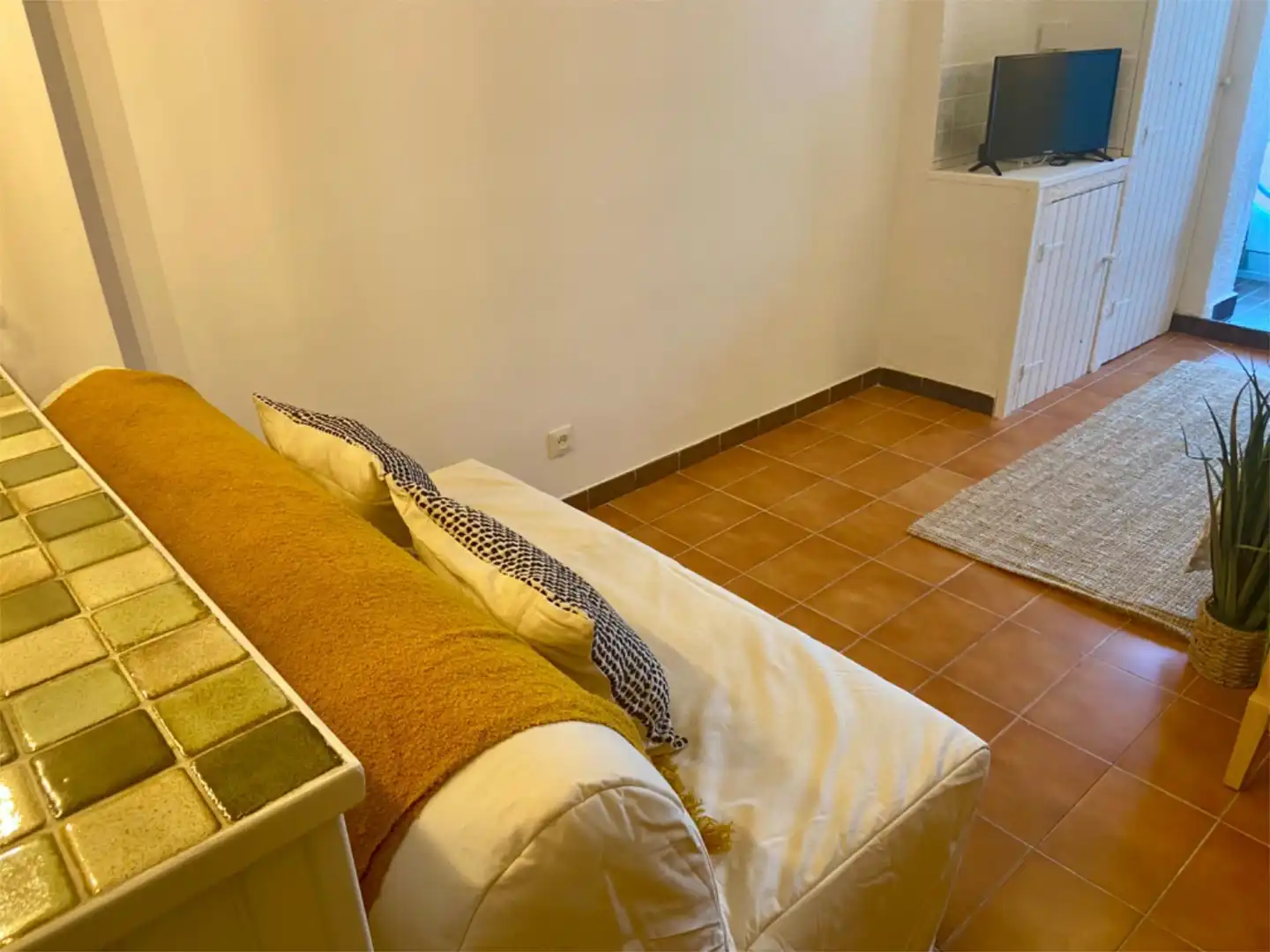 Estudio en  Carrer Muga-B 1 - Foto 2