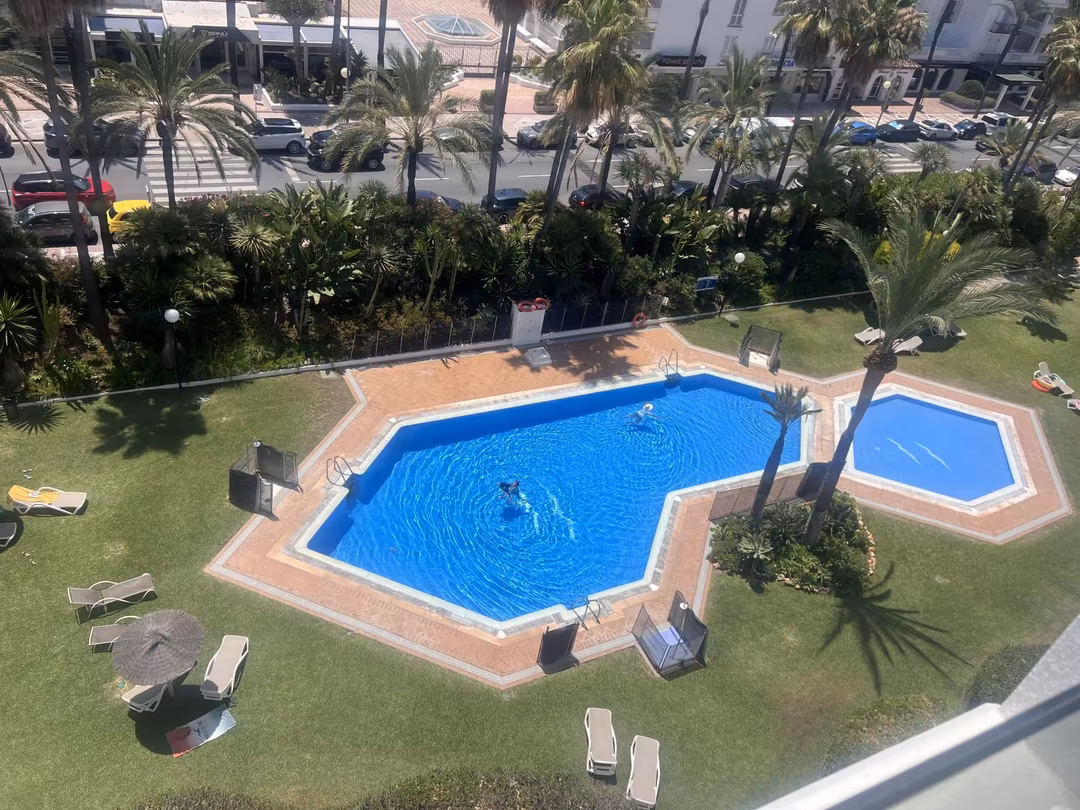 Piso en  Avenida Playas del Duque 1A - Foto 16