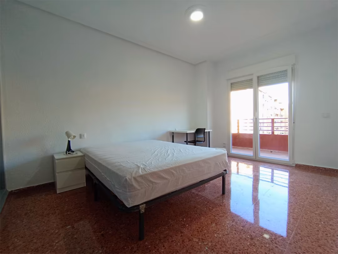 Piso en  Calle de la Gloria 80 - Foto 4