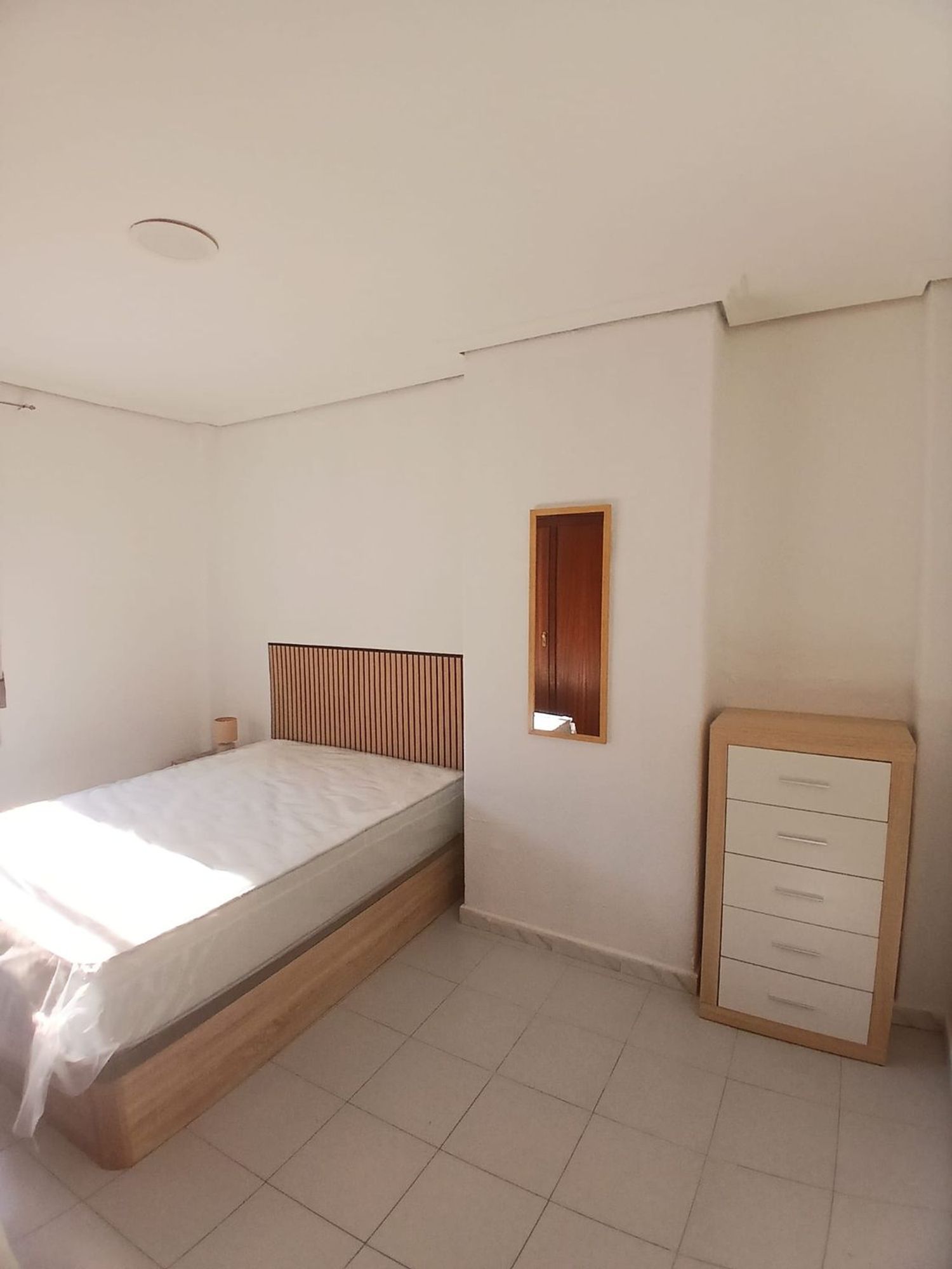 Piso en Calle de Tarragona, 29, Ciudad Jardín - Parque Roma - Foto 2