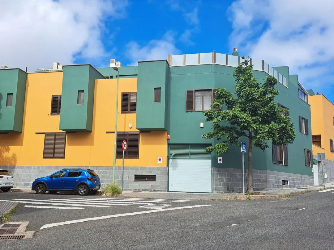 Piso en  Calle Pino Ojeda Pintora-Poeta 4 - Foto 2