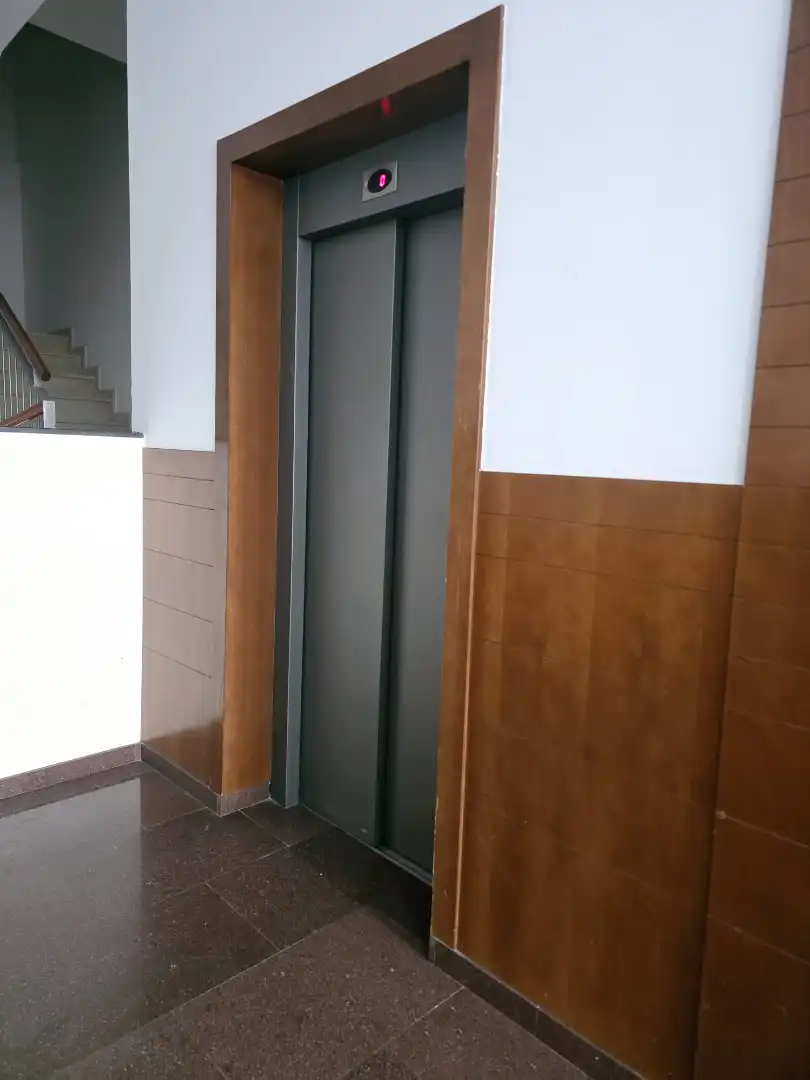 Piso en  Calle León y Castillo 34 - Foto 3
