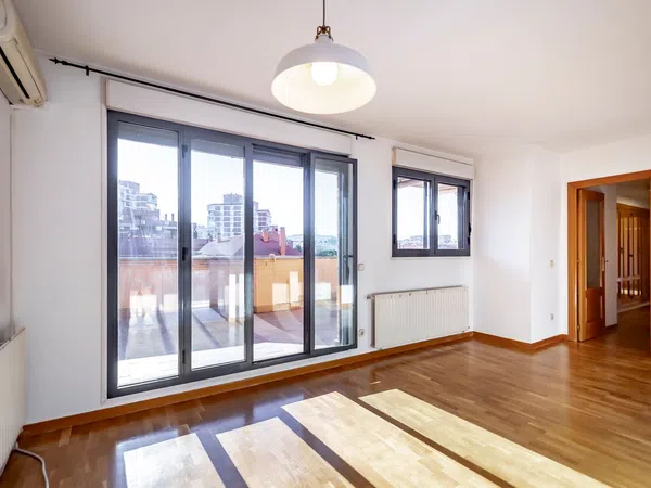 Ático en calle Rafael Bergamín, 12 - Foto 2