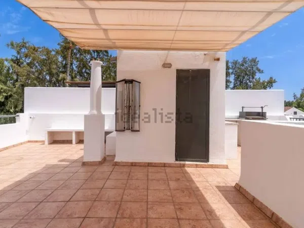 Chalet adosado en Barrio Los Naranjos - Foto 28