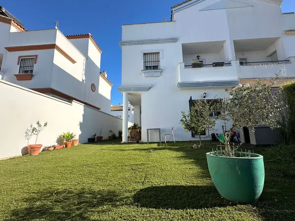 Chalet pareado en Calle Sierra Mágina, 37 - Foto 1