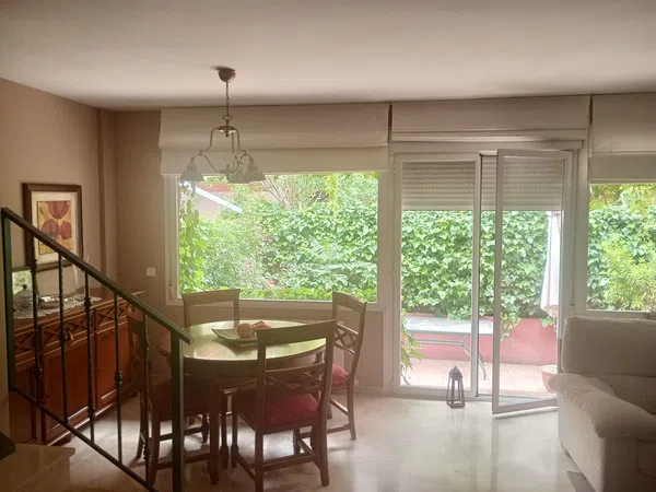 Chalet adosado en Avenida de Zaragoza, 44 - Foto 1