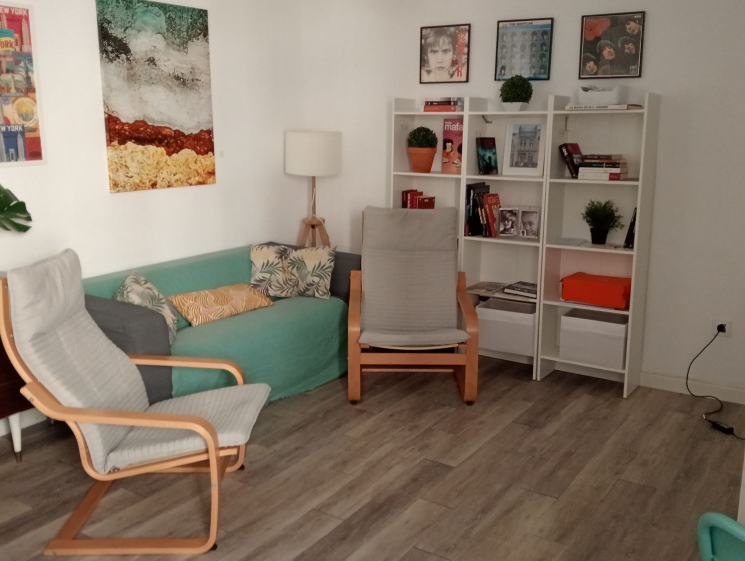 Piso en calle de Yecla, 5