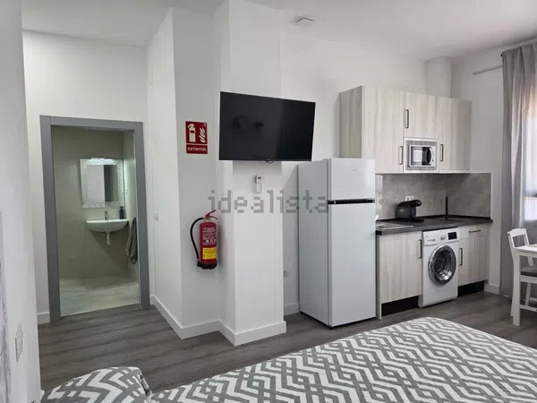 Estudio en Calle Cervantes, 1 - Foto 2