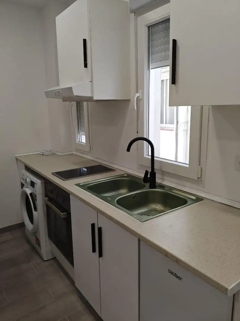 Piso en  Calle de Vicente Martín Arias 9 - Foto 4