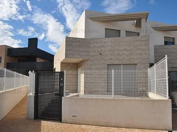 Chalet pareado en Torre en Conill-Cumbres de San Antonio - Foto 1