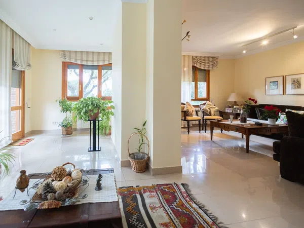 Casa independiente en Urb. monte alina Barrio Montealina - Foto 2