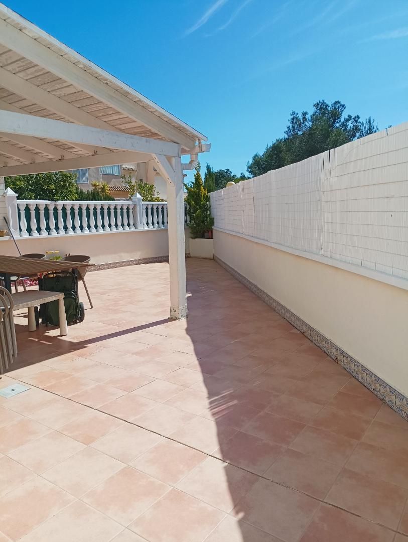 Casa adosada en  Calle Monte de Santa Pola 35 - Foto 27