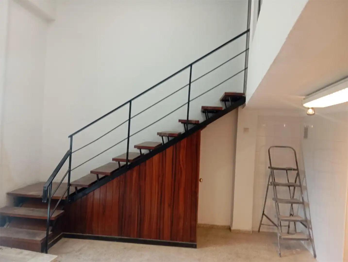 Local comercial en  Calle Alfonso XI 45 - Foto 3
