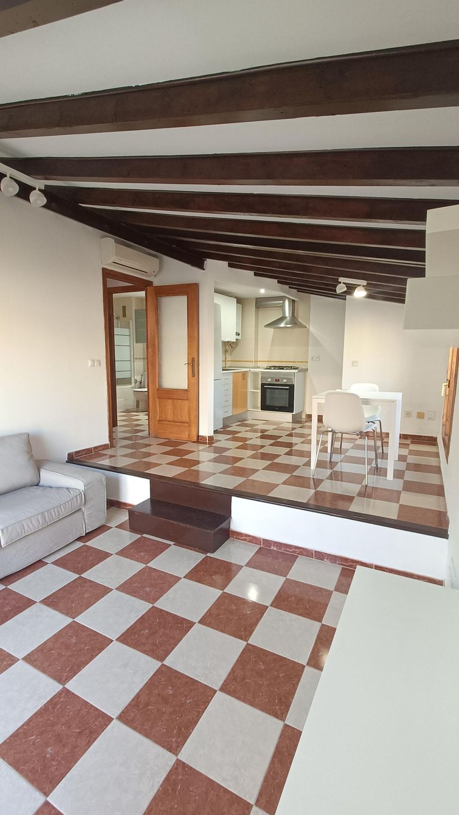 Ático en calle de Can Puigdorfila, 25