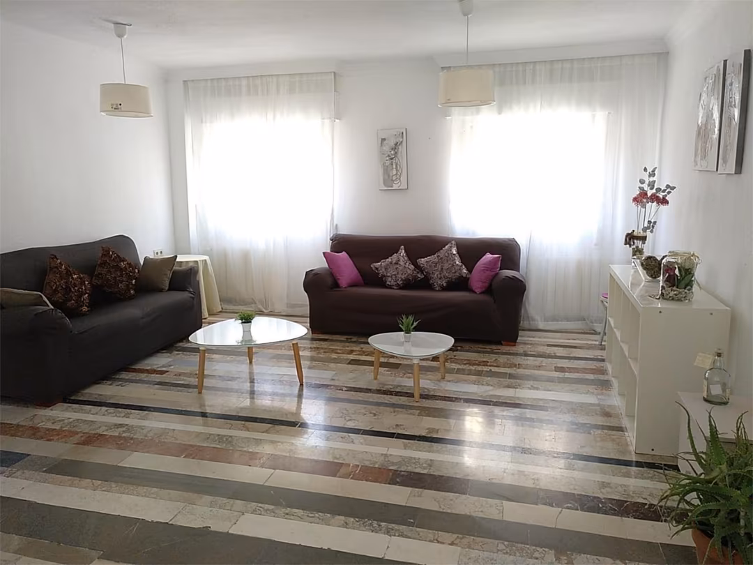 Piso en  Calle Santa Rosalía 20 - Foto 4