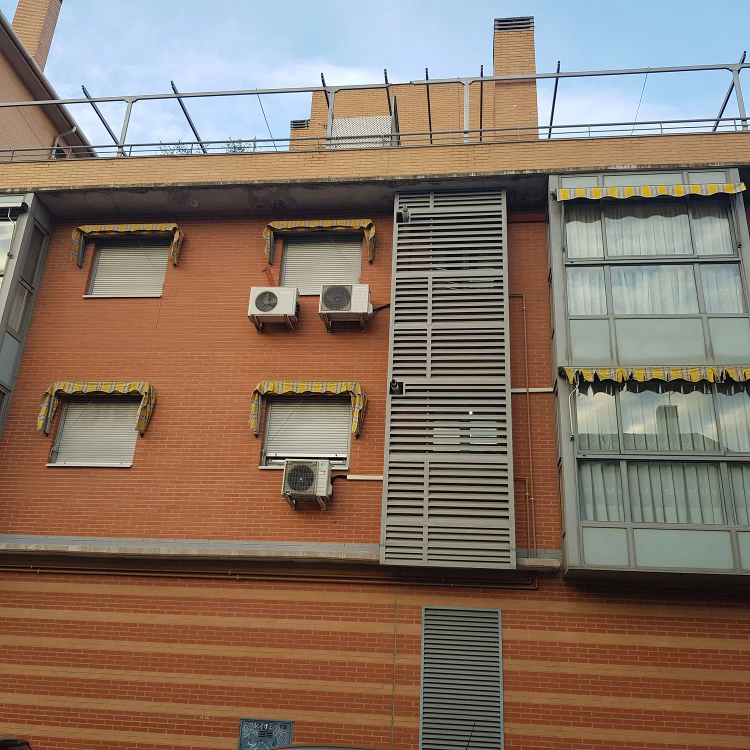 Piso en calle de Eugenia de Montijo, 57 - Foto 2