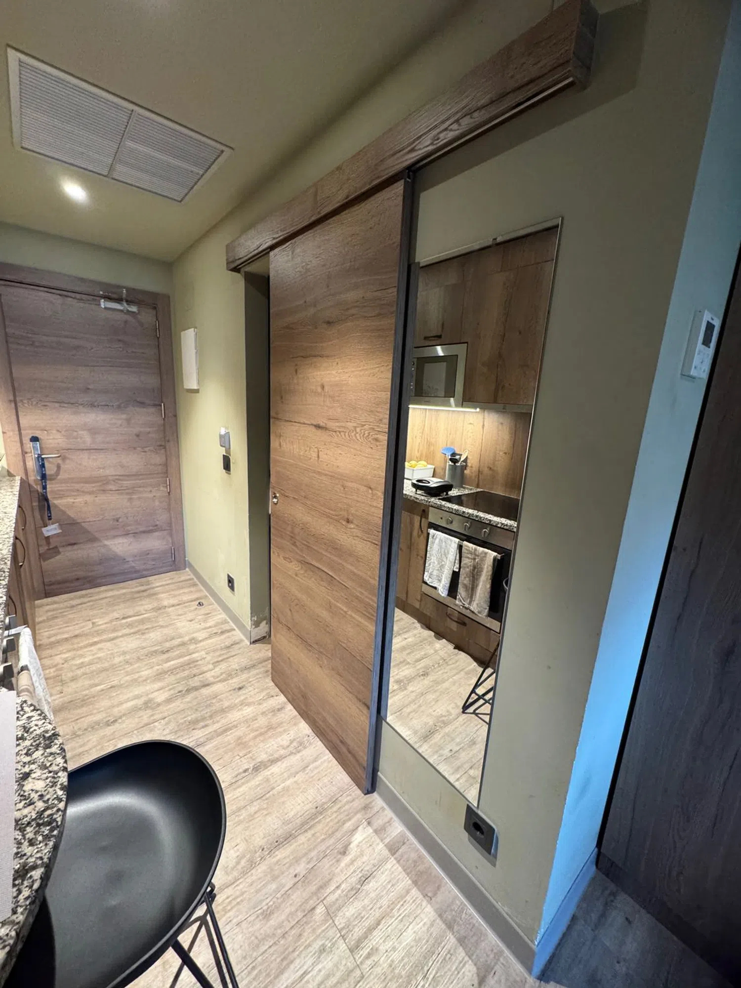 Estudio en calle de Sant Mateu, 9 - Foto 3