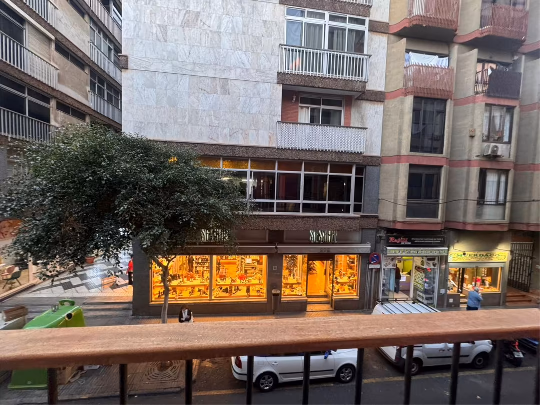 Piso en  Calle del General Vives 88 - Foto 4