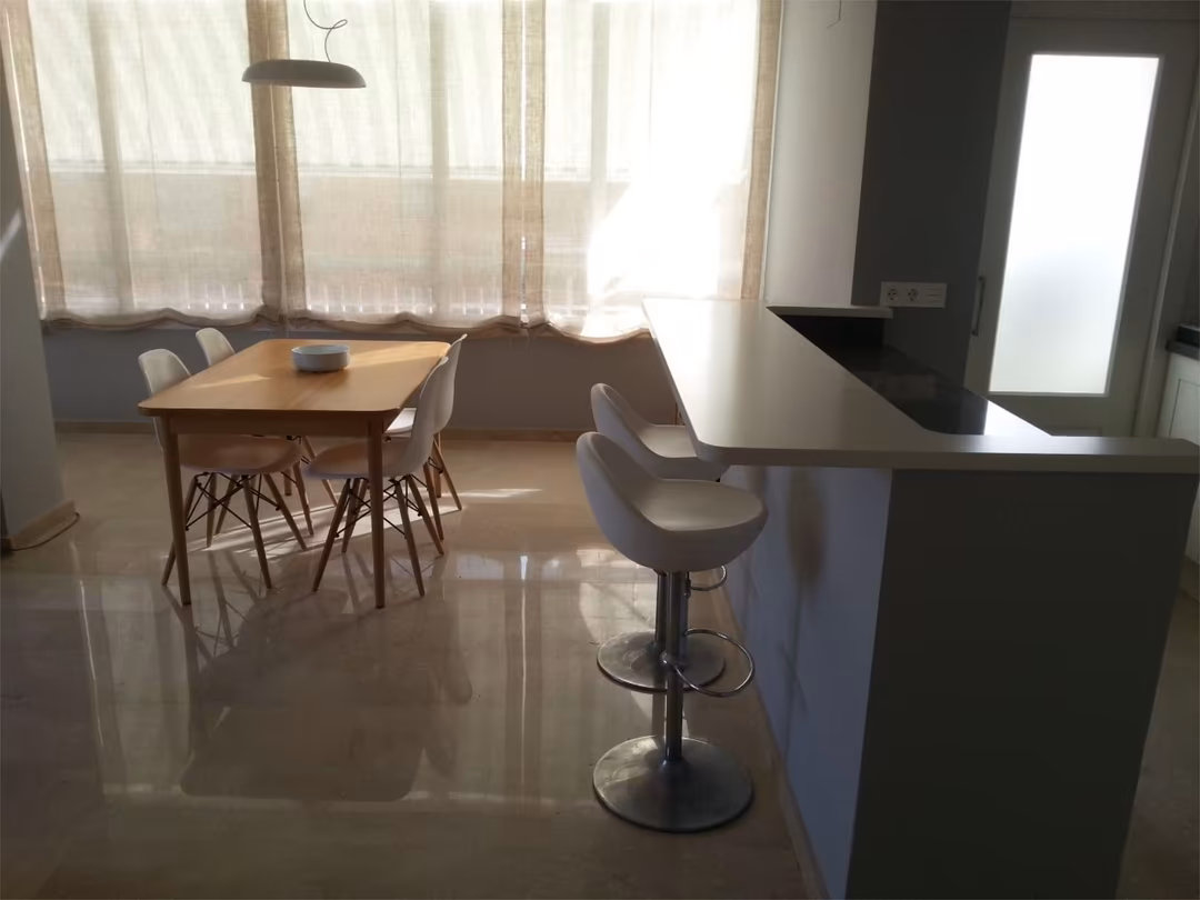 Piso en  Avinguda del País Valencià 36 - Foto 8