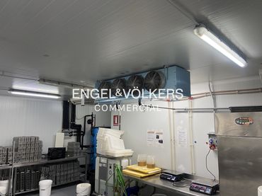 Nave Industrial en L'Hospitalet de Llobregat - Foto 4