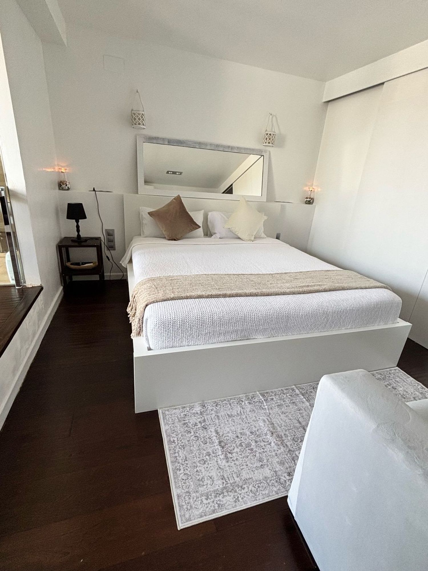 Estudio en paseo de la Zona Franca, 222