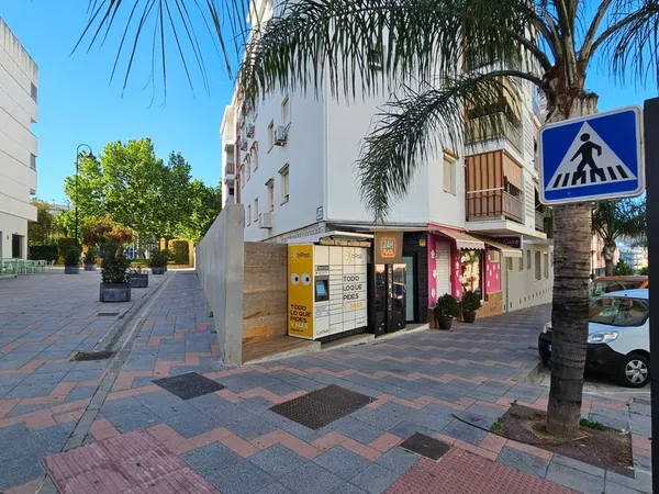 Negocio en traspaso en Avenida Miguel Hernández, 8 - Foto 2