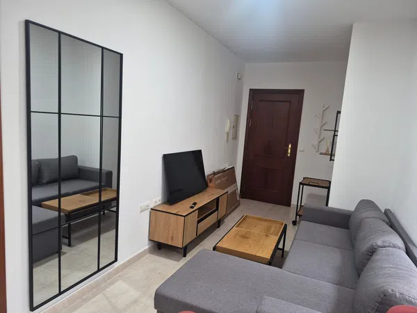 Piso en Ruiz de la Herranz, 11, El Molinillo - Capuchinos - Foto 4
