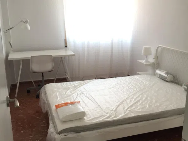 Piso en Calle Muñoz de la Peña, 1, San Andrés-San Antolín - Foto 7