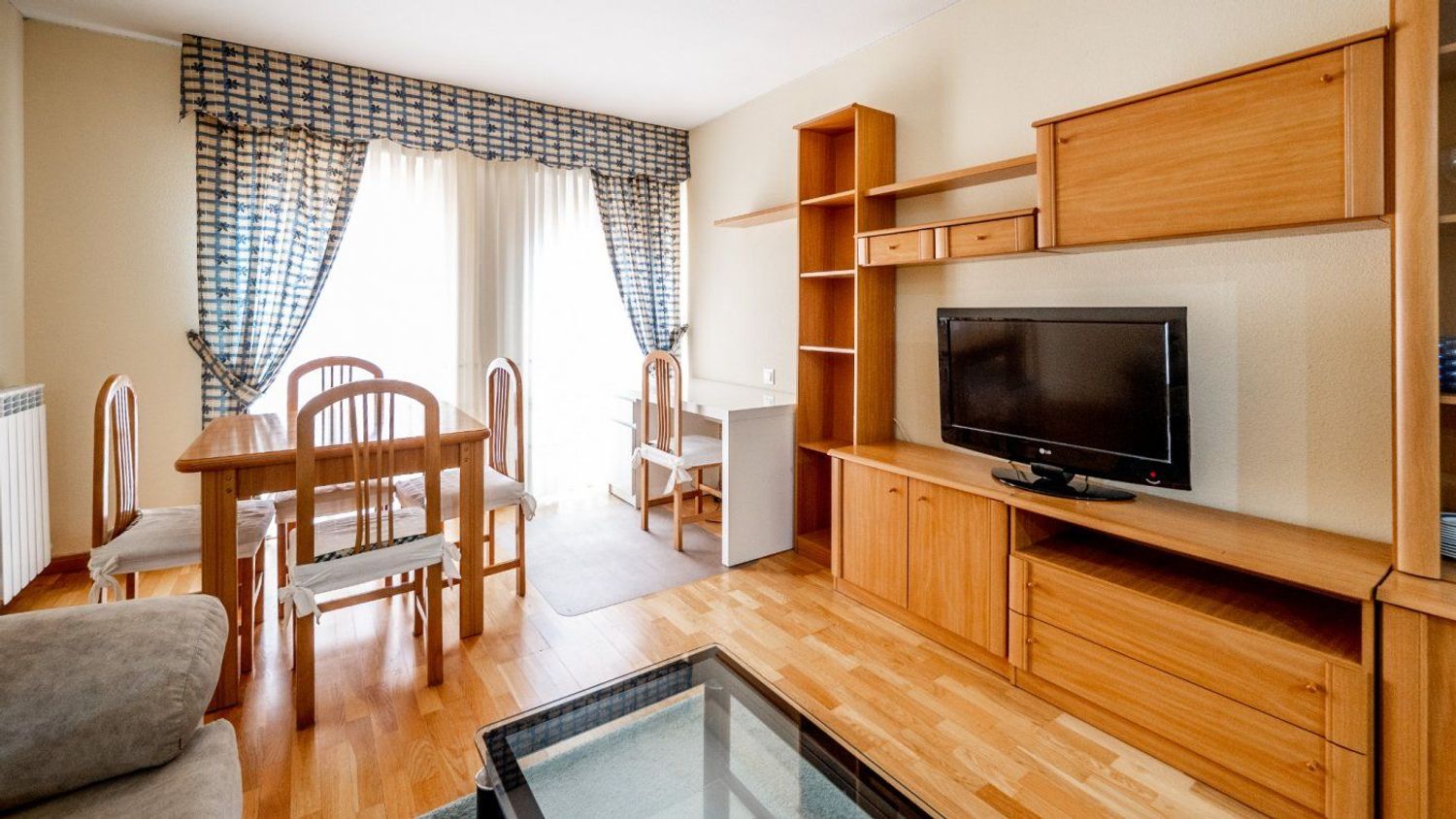 Piso en plaza de José María Forqué, 2 - Foto 4